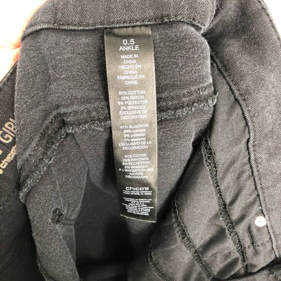 CHICO’S So Slimming Girlfriend Ankle‎ Jeans in Black - Picture 10 of 11
